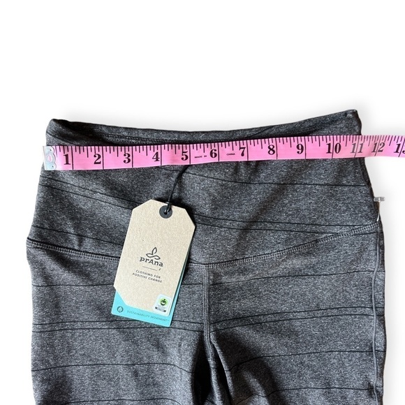 NWT prAna Transform 7/8 Leggings in Charcoal Stripe, XS - Picture 11 of 13